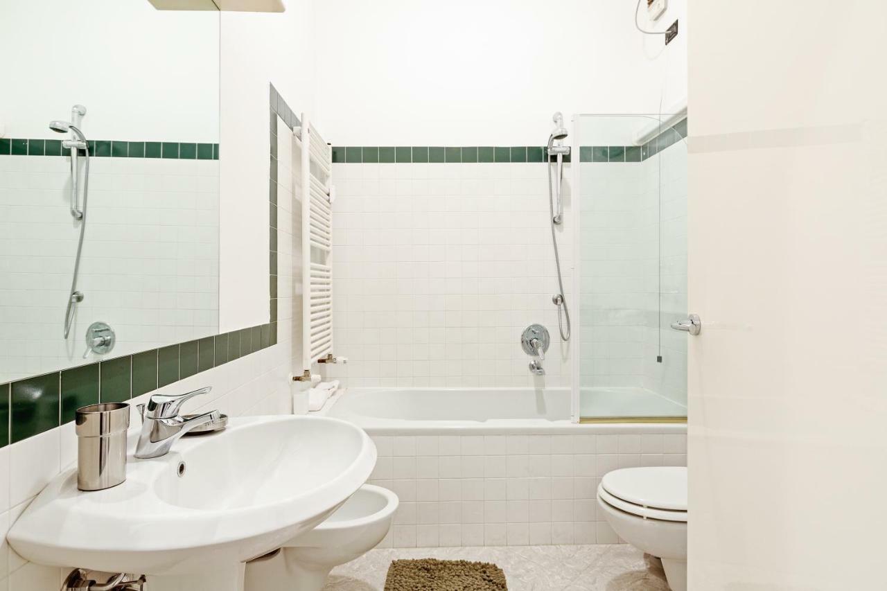 S. Maria Valle Central Roomy Flat Milaan Buitenkant foto